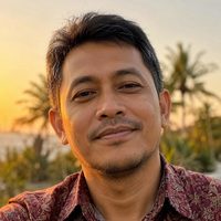 Bagas R. — Indonesian person, Dokter klinik Bekasi 31 tahun, income Rp 20-30 jt/bln