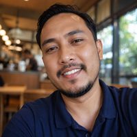 Dimas P. — Indonesian person, UI Designer BSD Serpong 34 tahun, income Rp 18-28 jt/bln